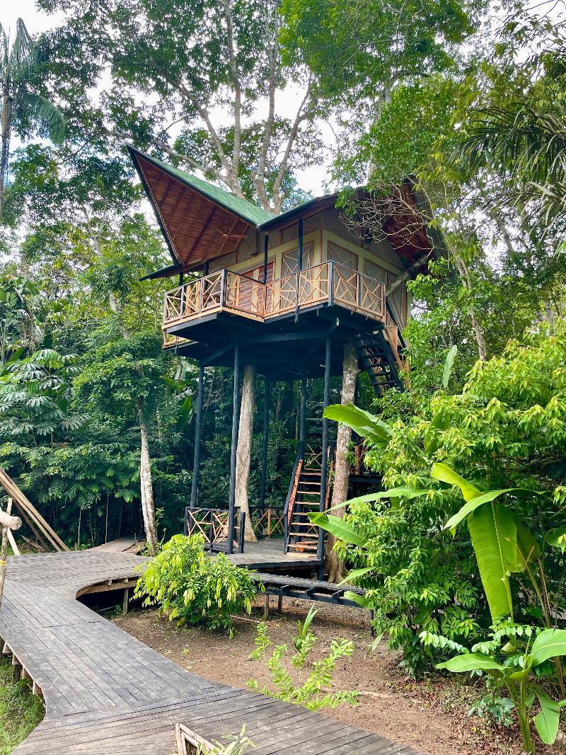 Buru Nature Hotel