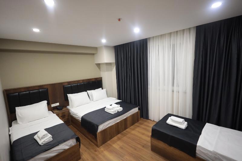Bzn Airport Hotel