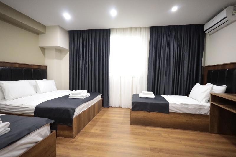 Bzn Airport Hotel