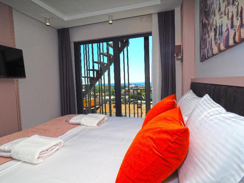 Premium Hotel Old City