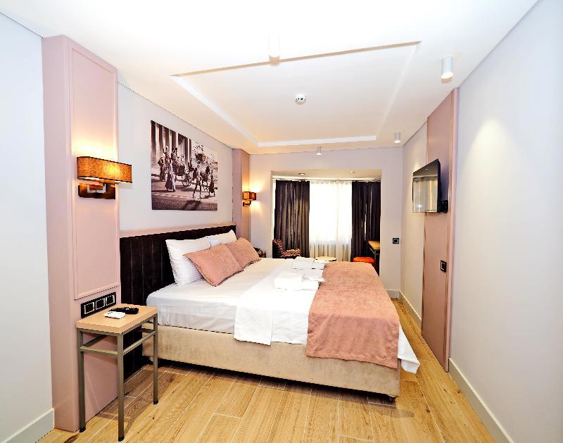 Premium Hotel Old City