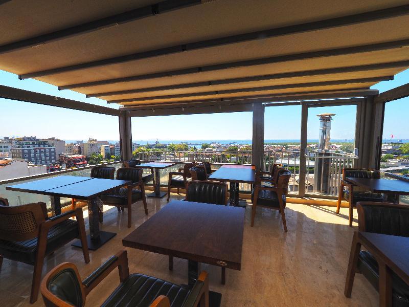 Premium Hotel Old City