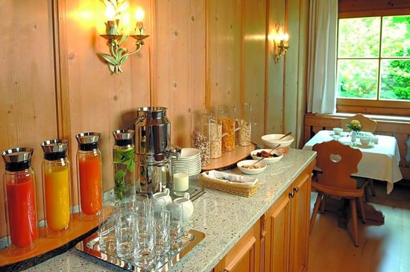 Hotel Alpenhof fotoğrafı