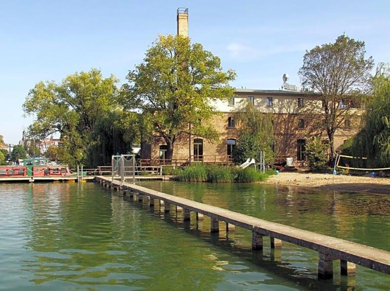 Seminar- und Gastehaus Flussbad Gartenstrasse fotoğrafı