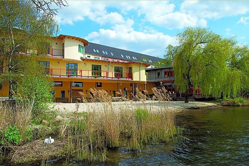 Seminar- und Gastehaus Flussbad Gartenstrasse galeri fotoğrafı