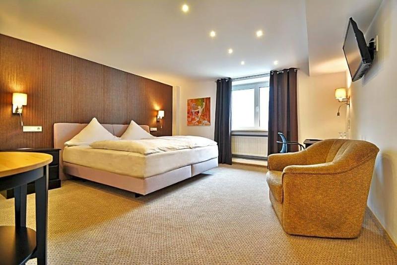 Hotel zur goldenen Sonne fotoğrafı
