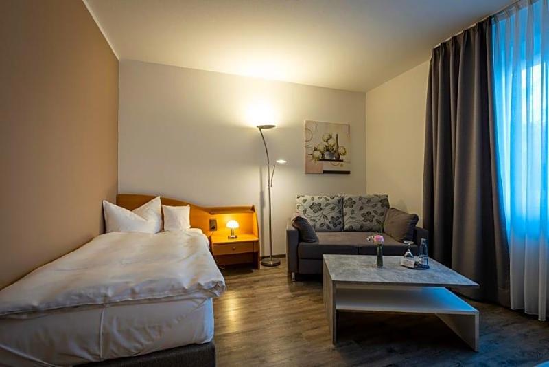 Hotel Pfalzer Hof galeri fotoğrafı