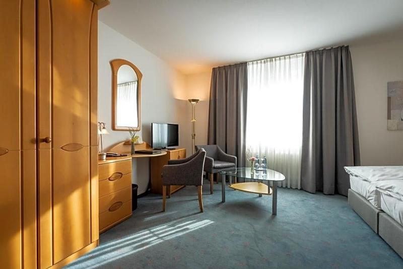 Hotel Pfalzer Hof galeri fotoğrafı
