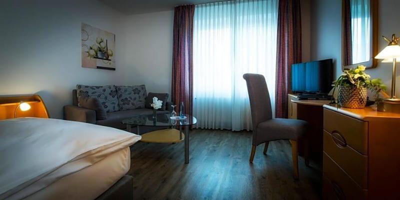Hotel Pfalzer Hof galeri fotoğrafı