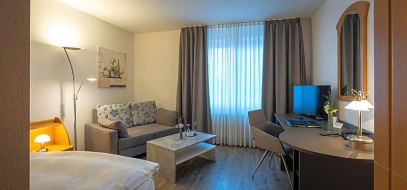 Hotel Pfalzer Hof galeri fotoğrafı