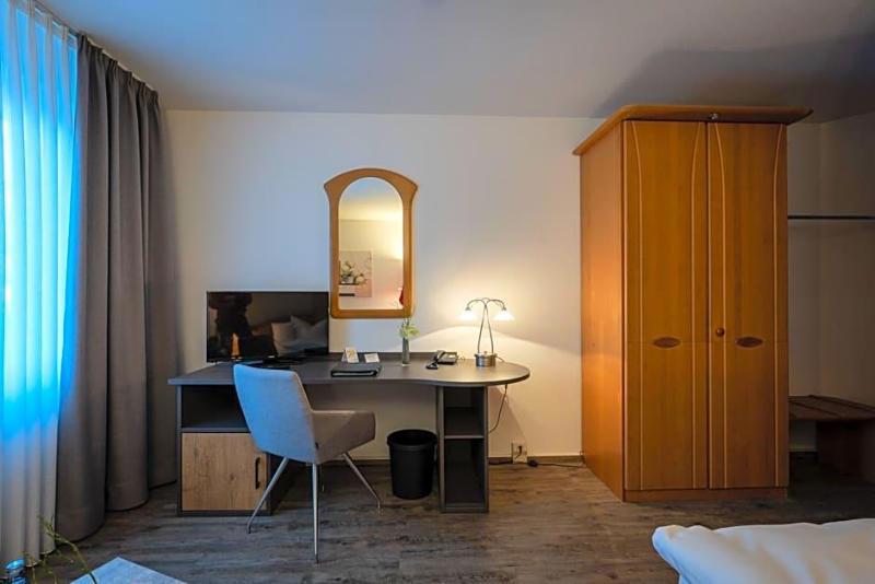Hotel Pfalzer Hof galeri fotoğrafı