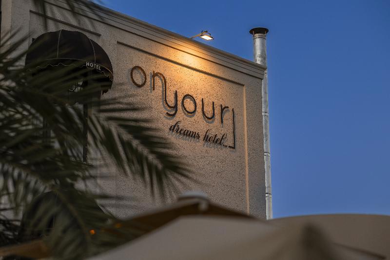 Onyour Dreams Hotel