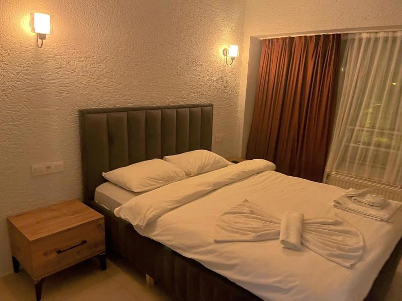 Kada Ka Y Bull Hotel
