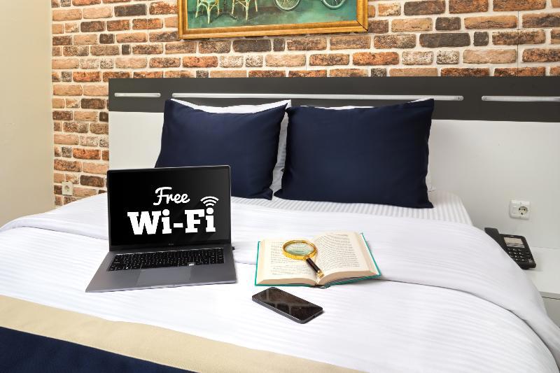 Istanbul Hotel & Suites