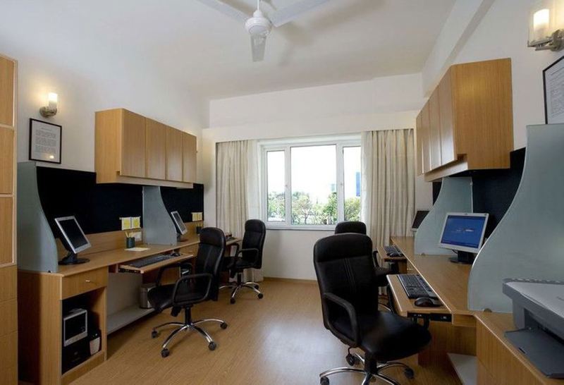 Lemon Tree Hotel, East Delhi Mall, Kaushambi