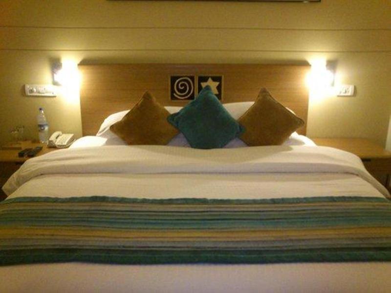 Lemon Tree Hotel, East Delhi Mall, Kaushambi