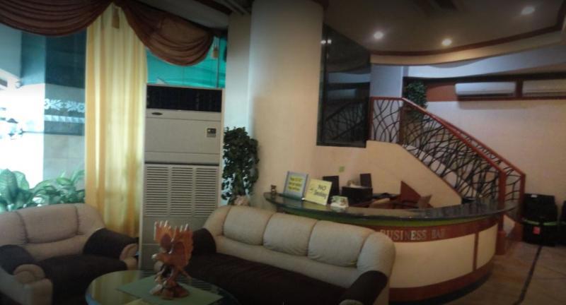 Holiday Plaza Hotel - Cebu