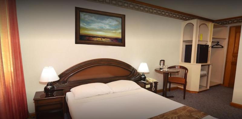 Holiday Plaza Hotel - Cebu