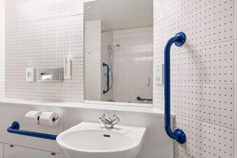Days Inn By Wyndham Sheffield M1