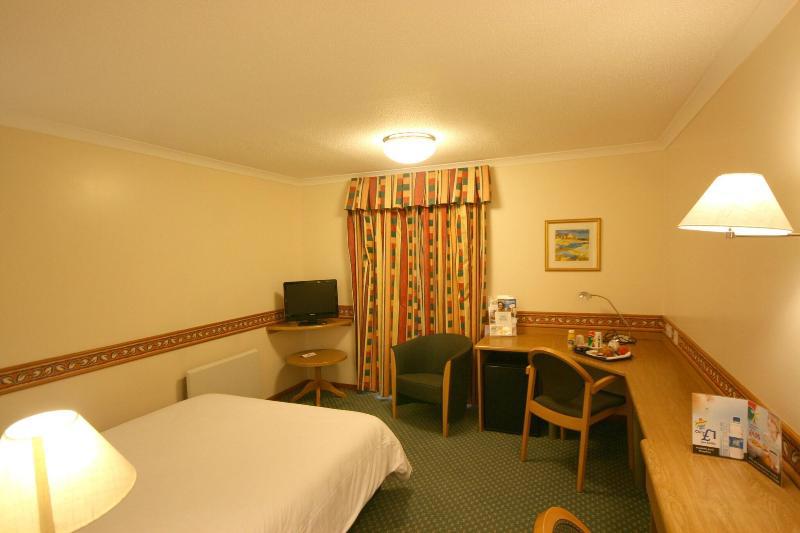Days Inn By Wyndham Donington A50