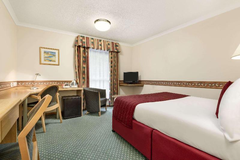 Days Inn By Wyndham Donington A50