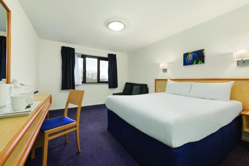 Days Inn By Wyndham Bridgend Cardiff M4