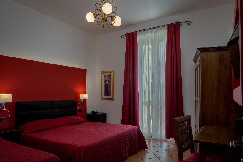 Kursaal & Ausonia fotoğrafı