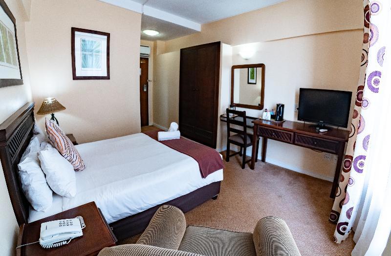 Gooderson Tropicana Hotel