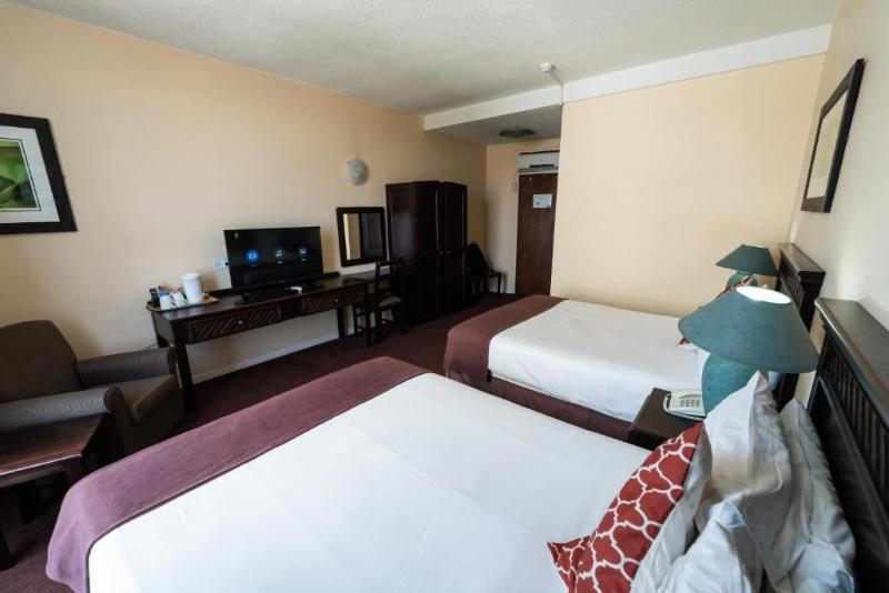 Gooderson Tropicana Hotel