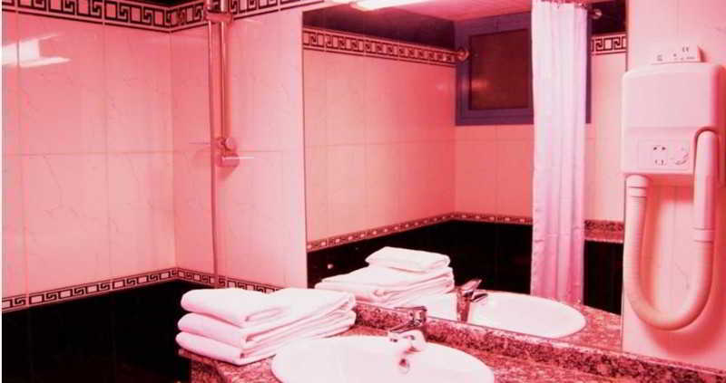 Abjad Crown Hotel