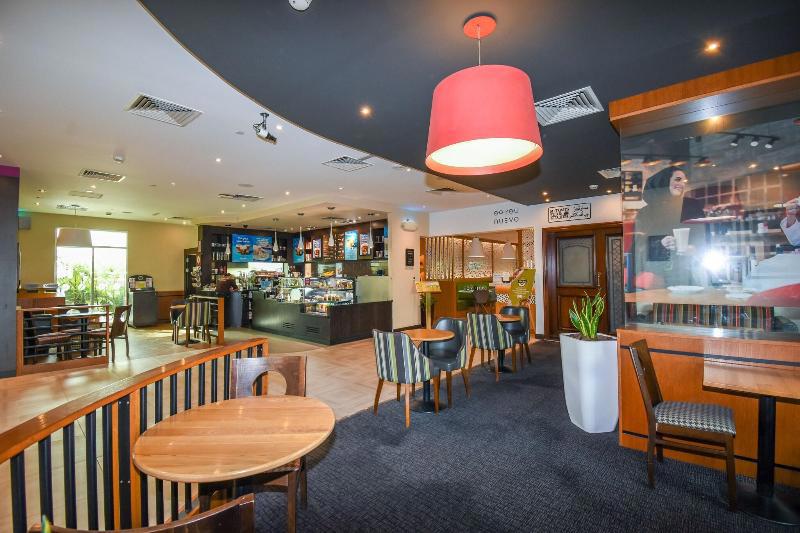 Premier Inn Dubai Investments Park galeri fotoğrafı
