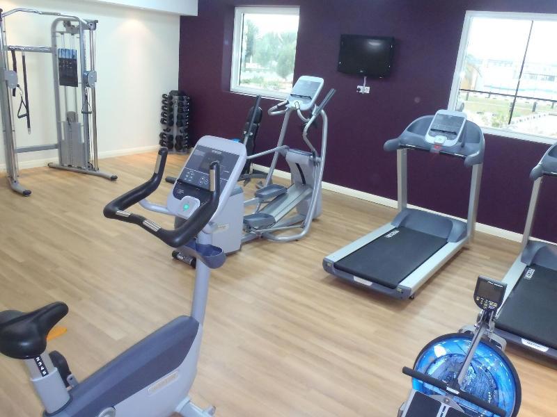 Premier Inn Dubai Investments Park galeri fotoğrafı