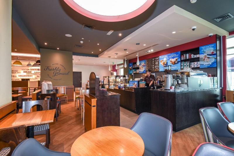 Premier Inn Dubai International Airport galeri fotoğrafı