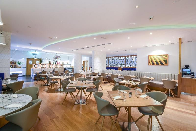 Premier Inn Dubai International Airport galeri fotoğrafı