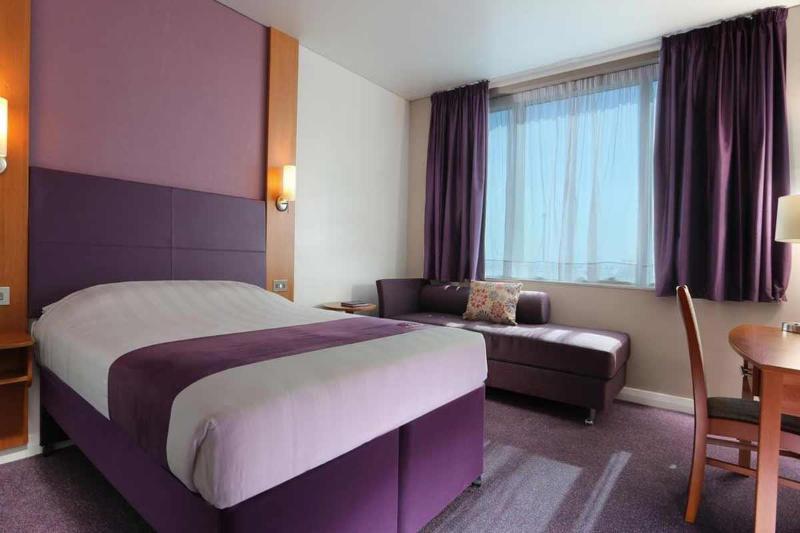 Premier Inn Dubai International Airport galeri fotoğrafı