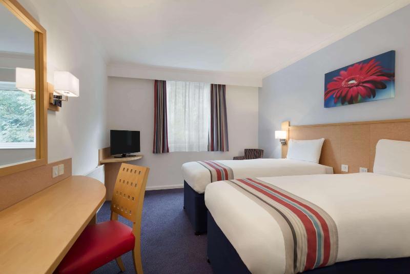 Ramada By Wyndham Wakefield