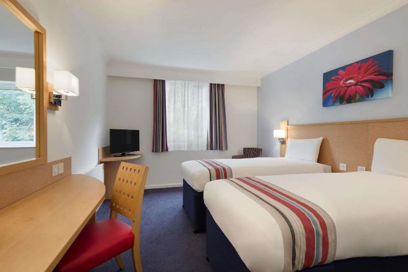 Ramada By Wyndham Wakefield