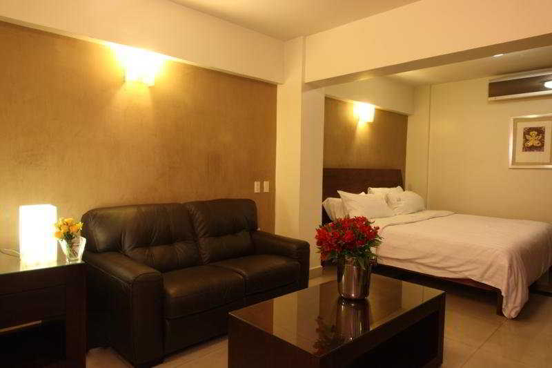 Casa De Las Flores Hotel