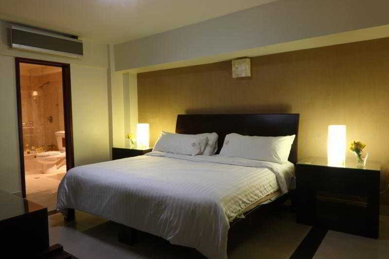 Casa De Las Flores Hotel