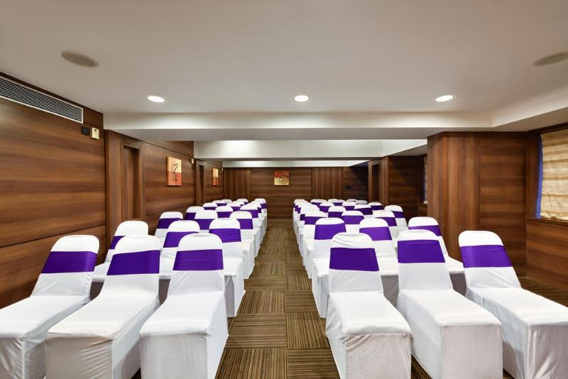 Hotel Leafio Marigold Marol