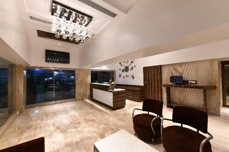 Hotel Leafio Marigold Marol