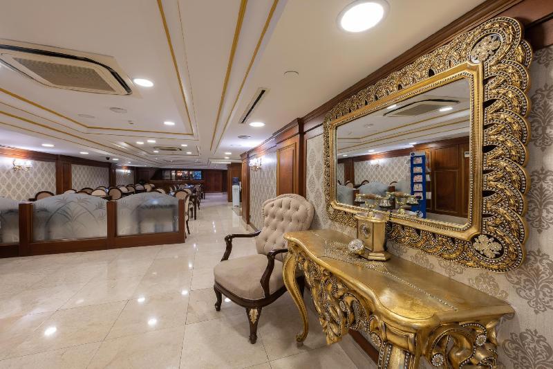Nova Plaza Park Hotel