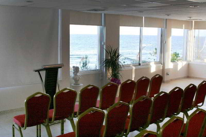 Flamingo Beach Hotel galeri fotoğrafı