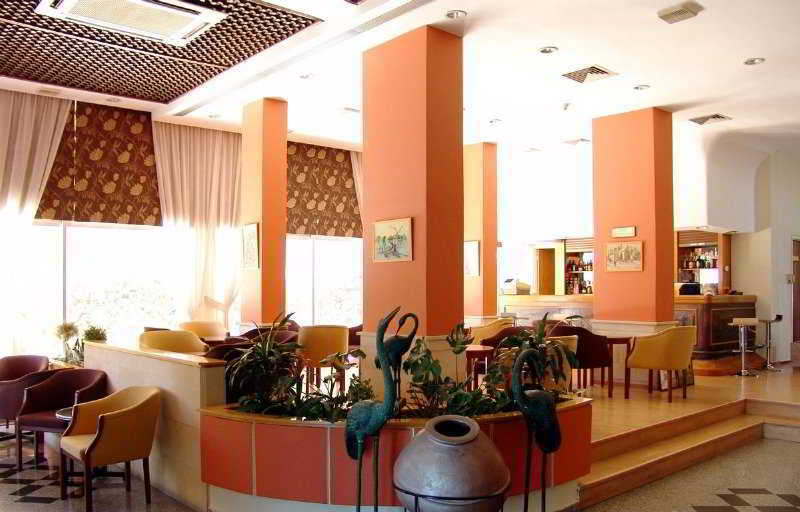 Flamingo Beach Hotel galeri fotoğrafı