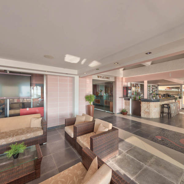 Flamingo Beach Hotel galeri fotoğrafı