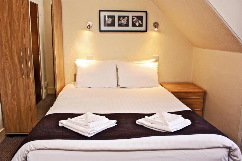 Central Hotel Golders Green