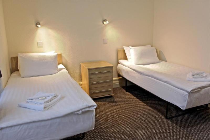 Central Hotel Golders Green