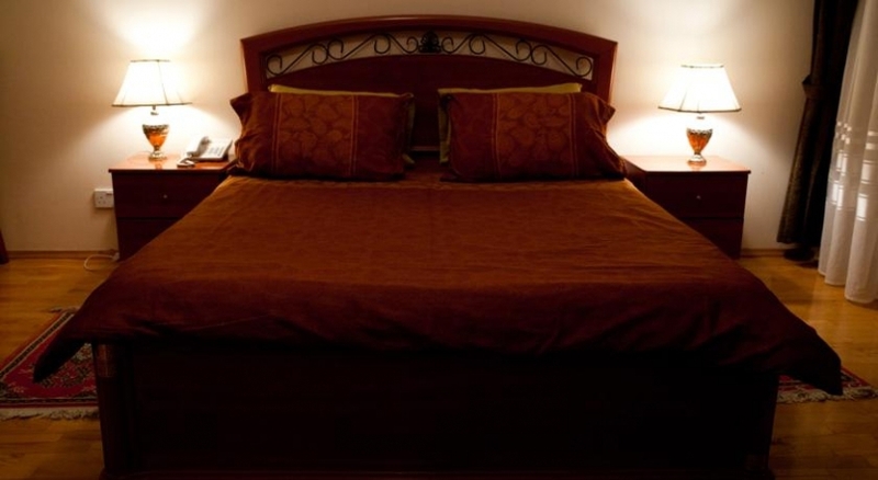 Azcot Hotel