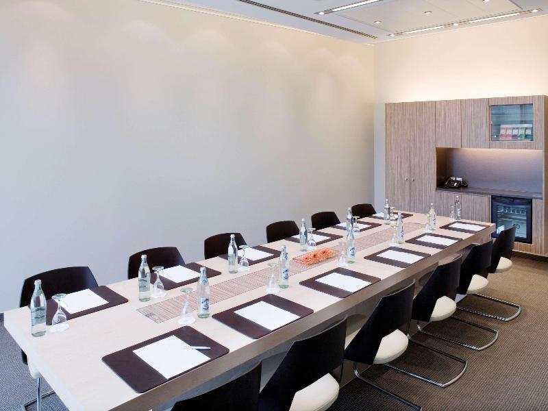 Movenpick Hotel Frankfurt City galeri fotoğrafı