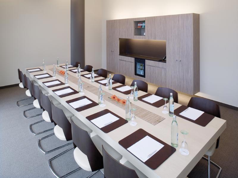 Movenpick Hotel Frankfurt City galeri fotoğrafı